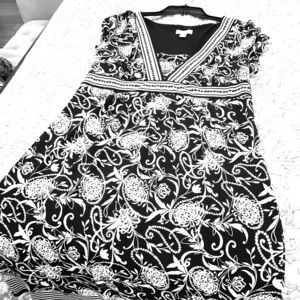 Black and white printed dress